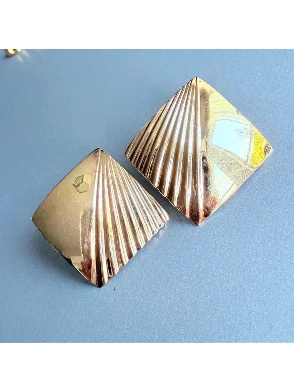 CARLA Designer 14kt Yellow Gold Textured & Polished Square Stud Earrings…
